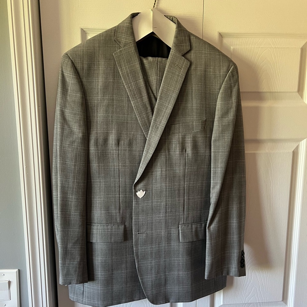Michael Kors grey 3 piece suit 44R